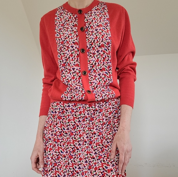 VINTAGE - Matching skirt/top set - Picture 11 of 16